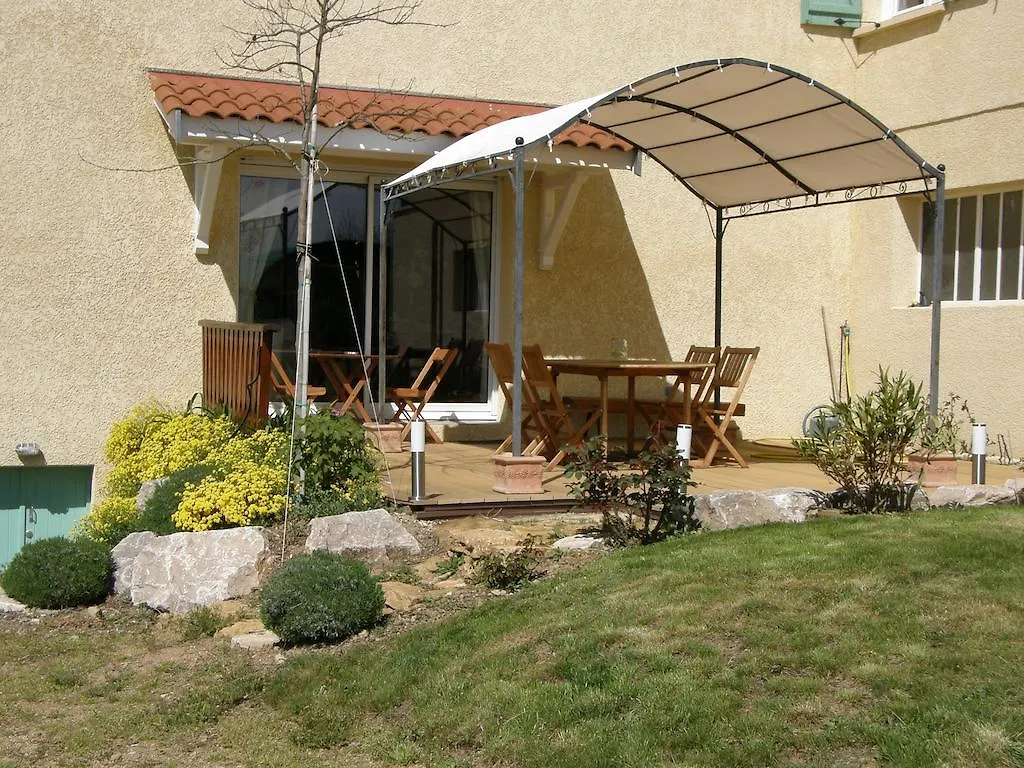 La Bergerie Bed and Breakfast Pollionnay 3*,