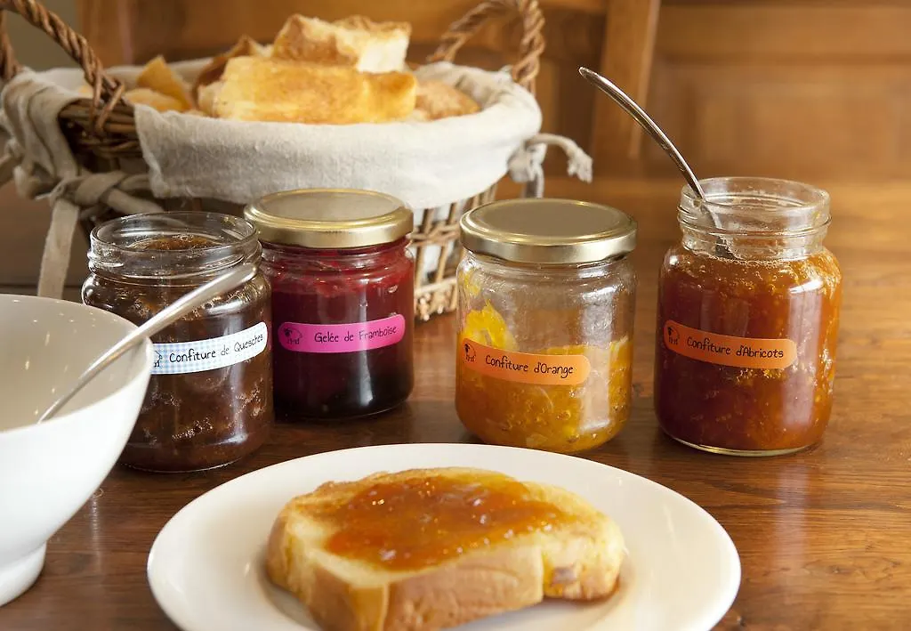 *** Bed & Breakfast La Bergerie Bed and Breakfast Pollionnay Frankrijk