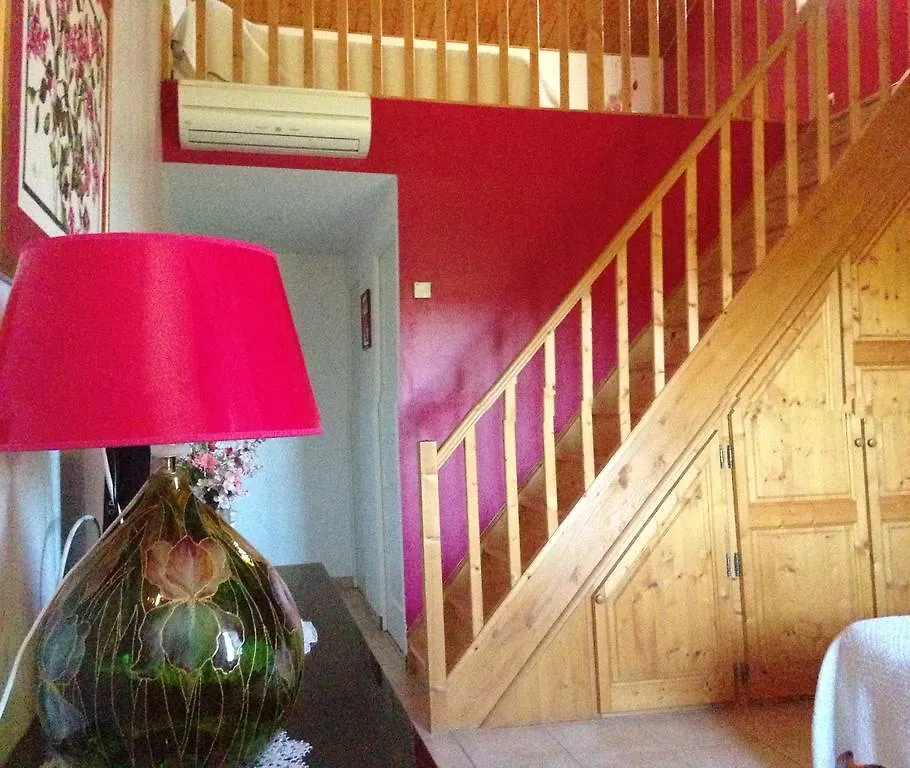 La Bergerie Bed and Breakfast Pollionnay Bed & Breakfast