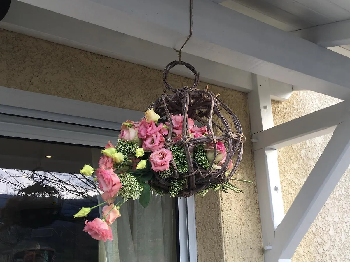 La Bergerie Bed and Breakfast Pollionnay Bed & Breakfast